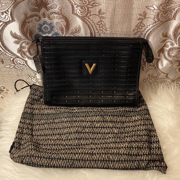Valentino Clutch - Picture 1 of 5